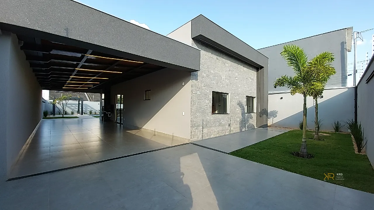 Casa Térrea Alto Padrão à Venda no Jardim Atlântico